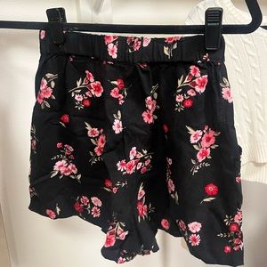 H&M floral shorts